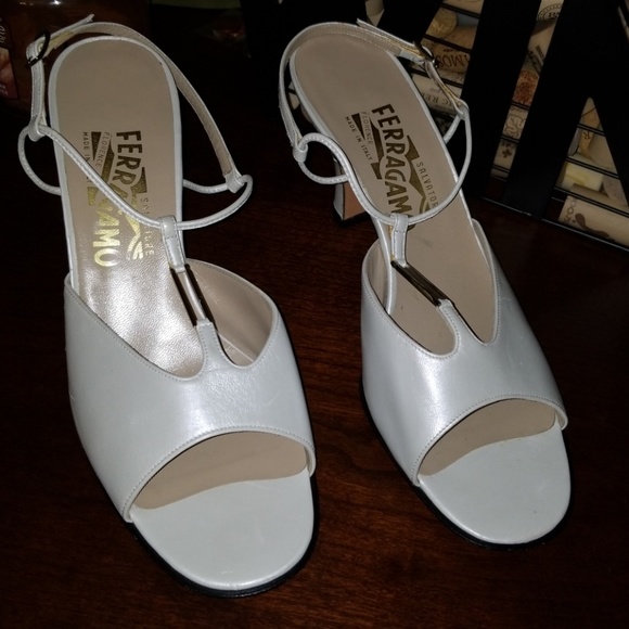 Salvatore Ferragamo Shoes - 🌹🛍Champagne shade Ferragamo heeled sandals